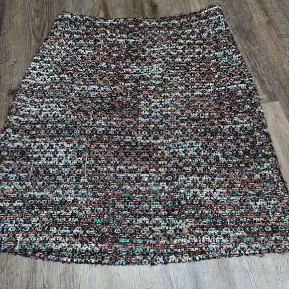Ann Taylor • Tweed Sequin Metallic A Line Skirt - Picture 3 of 13